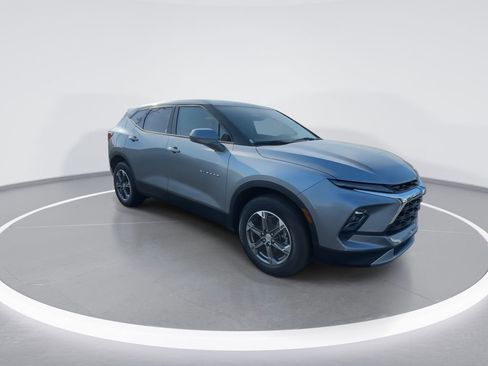 New 2025 Chevrolet Blazer LT image 2