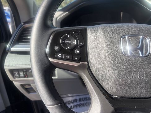 Used 2023 Honda Odyssey Touring image 42
