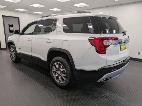 Used 2023 GMC Acadia SLE w/ Driver Convenience Package image 6