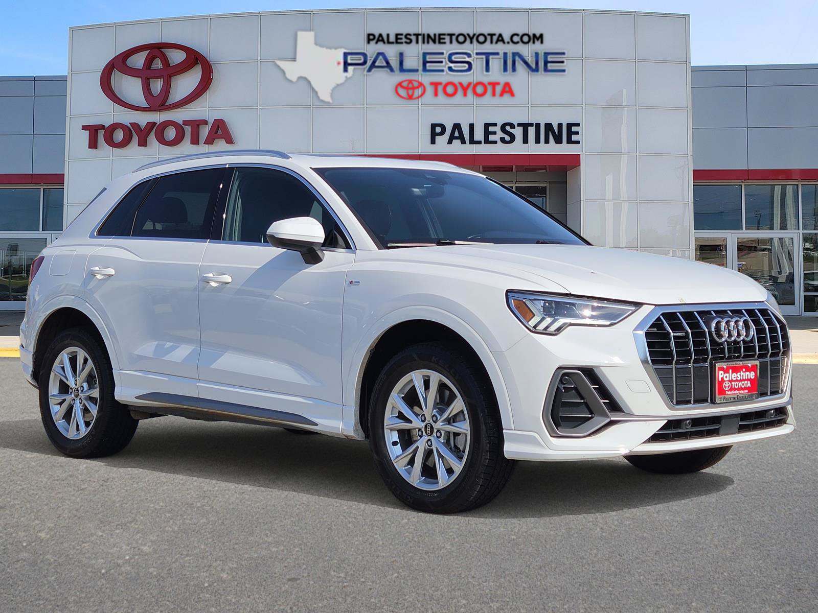 Used 2025 Audi Q3 2.0T Premium AWD/4WD image 1