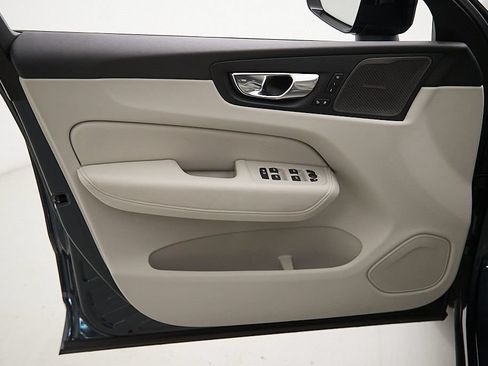 Certified 2026 Volvo XC60 B5 Ultra AWD/4WD image 10