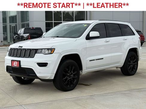 Used 2020 Jeep Grand Cherokee Altitude AWD/4WD image 3