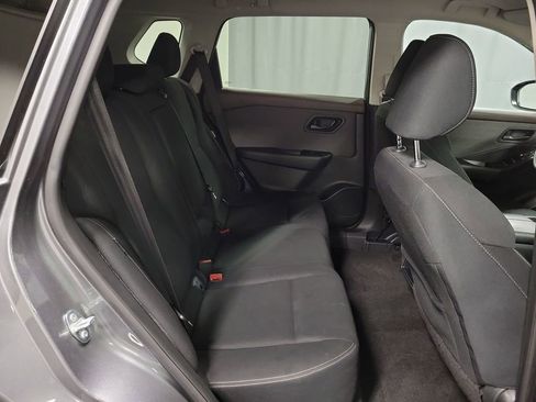 Used 2023 Nissan Rogue S image 24