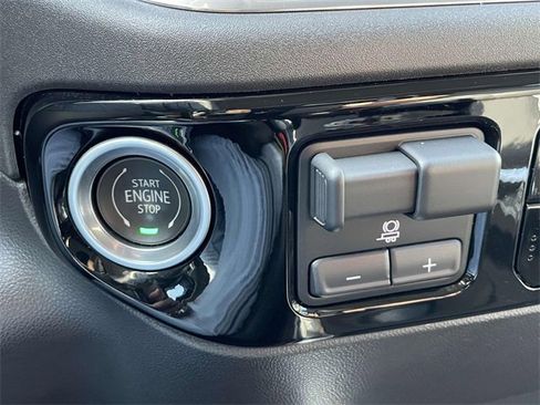 Certified 2024 Chevrolet Silverado 1500 LT Trail Boss w/ Convenience Package II image 22