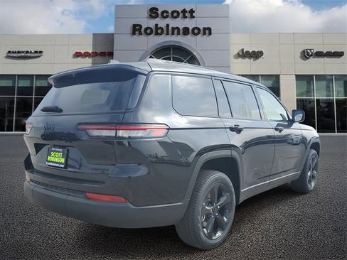New 2025 Jeep Grand Cherokee L Limited w/ Luxury Tech Group II image 4