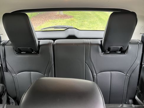 Used 2022 INFINITI QX60 Sensory w/ Cargo Package FWD image 34
