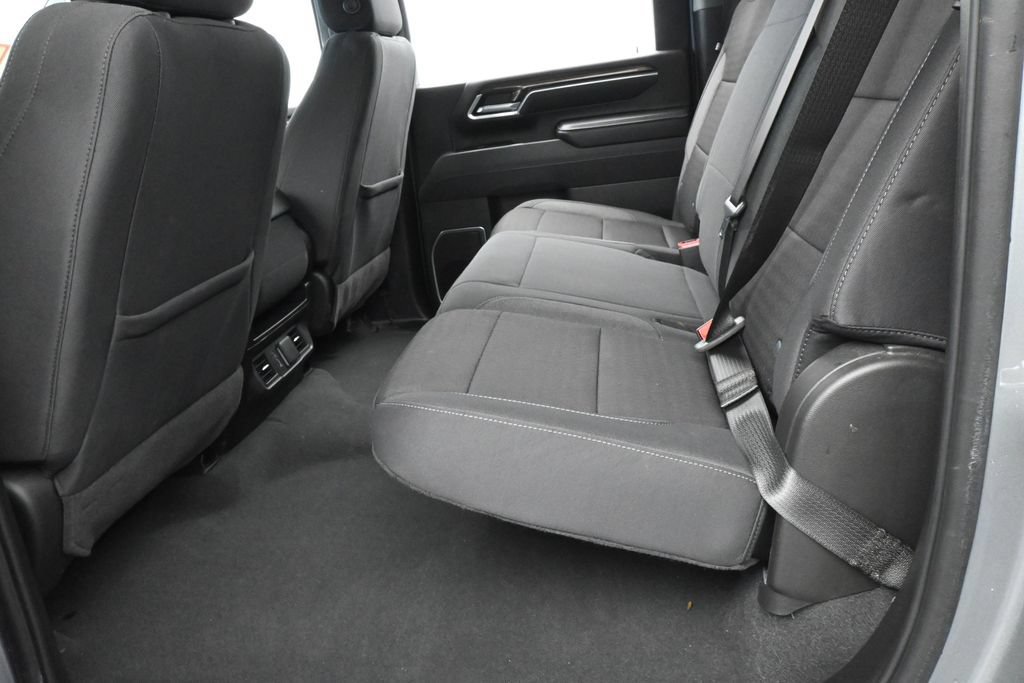 Used 2025 Chevrolet Silverado 2500 LT w/ Convenience Package AWD/4WD image 30