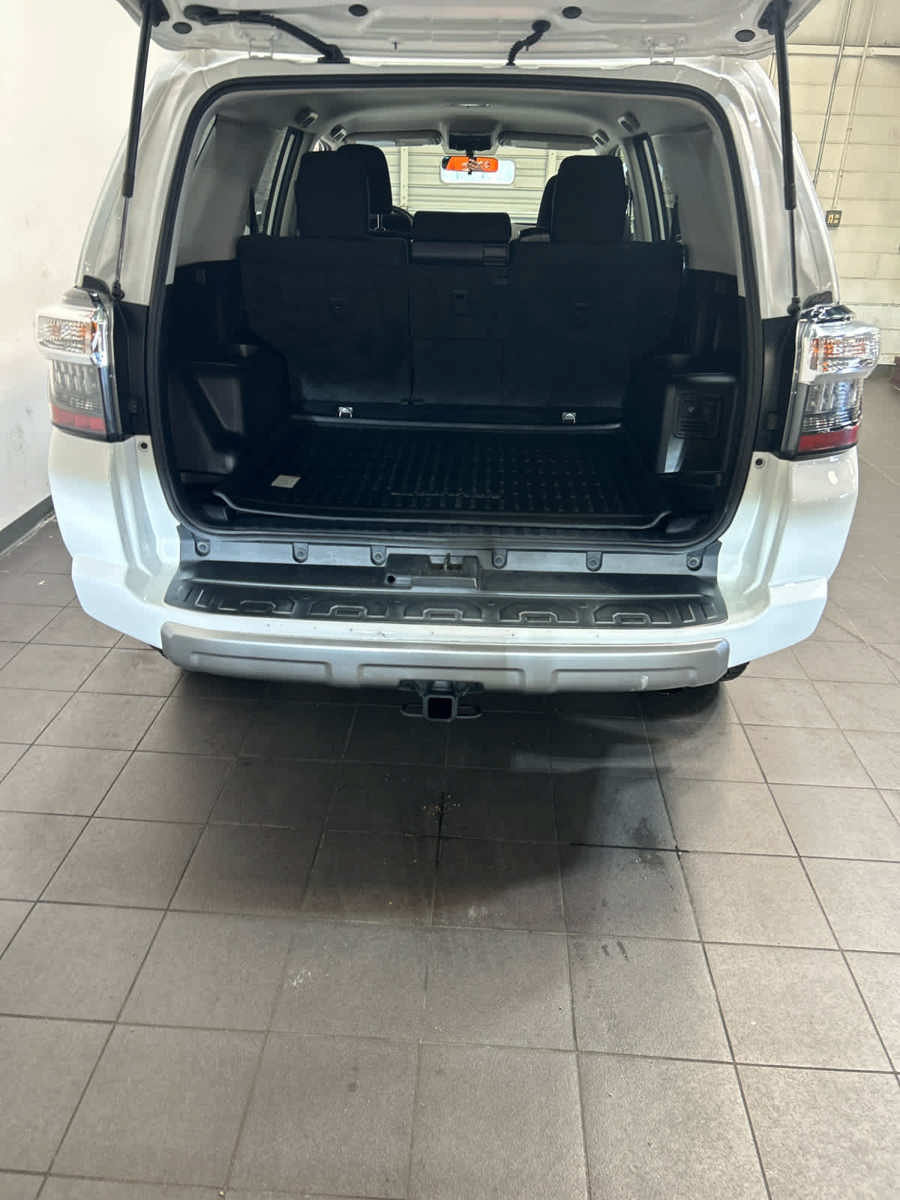 Used 2019 Toyota 4Runner TRD Off-Road AWD/4WD image 11