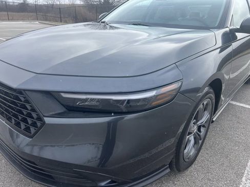 Used 2023 Honda Accord EX image 4