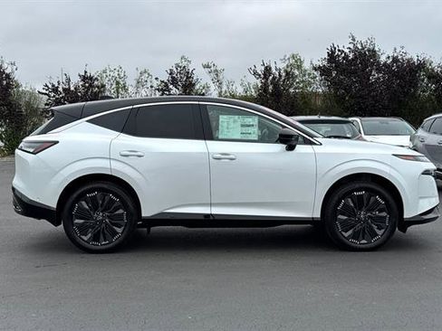 New 2025 Nissan Murano Platinum w/ Cargo Package image 3
