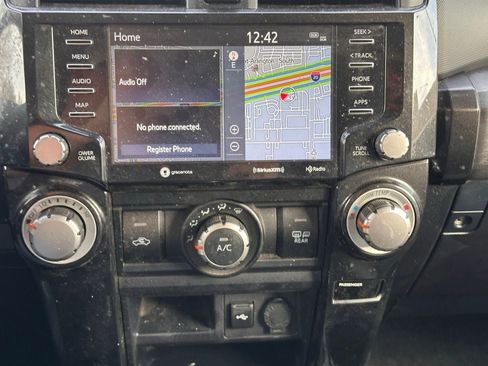 Used 2022 Toyota 4Runner TRD Off-Road Premium image 29