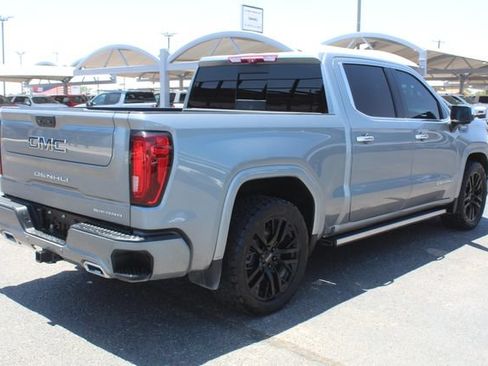 Used 2023 GMC Sierra 1500 Denali Ultimate AWD/4WD image 3