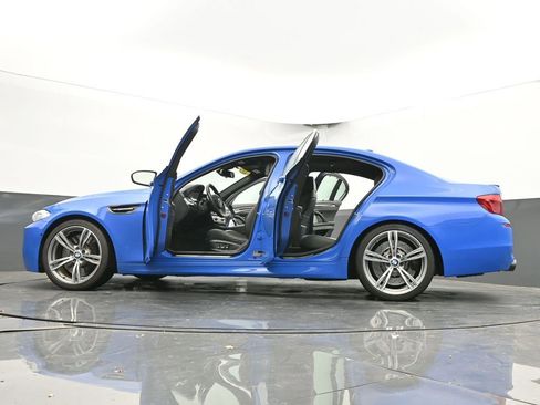 Used 2013 BMW M5 Base image 64