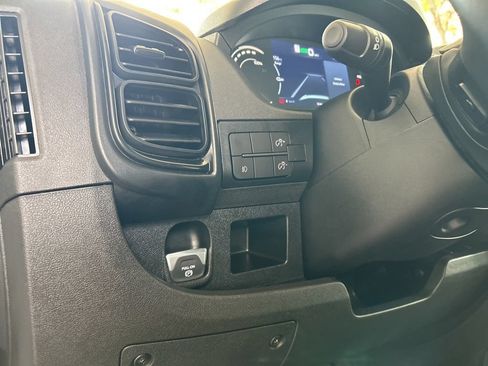 Used 2024 RAM ProMaster 3500 w/ Delivery Van Package FWD image 33