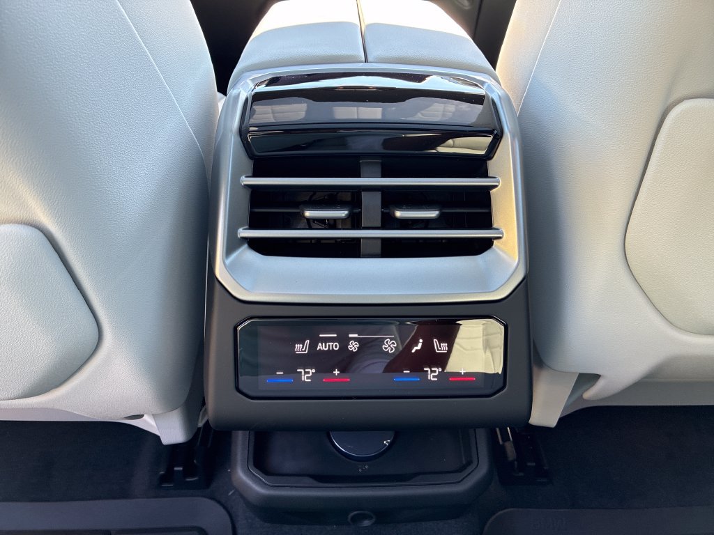 New 2027 BMW X5 xDrive40i w/ Luxury Front Seating Package AWD/4WD image 23