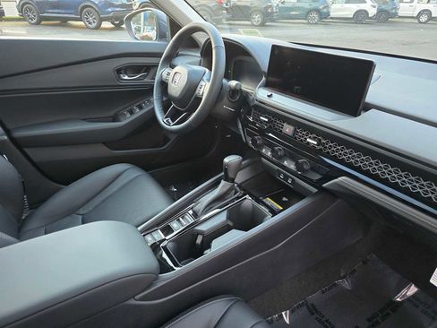 New 2025 Honda Accord EX-L image 12