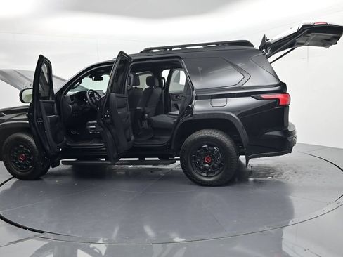 Used 2025 Toyota Sequoia TRD Pro AWD/4WD image 82