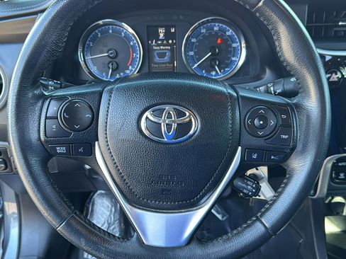 Used 2019 Toyota Corolla SE image 14