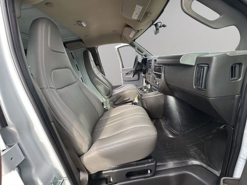 New 2025 Chevrolet Express 2500 w/ Driver Convenience Package image 18