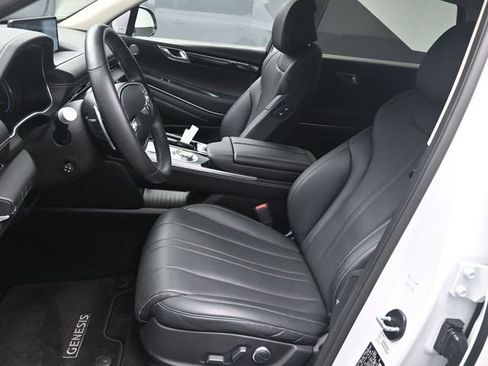 Used 2021 Genesis GV80 2.5T image 18