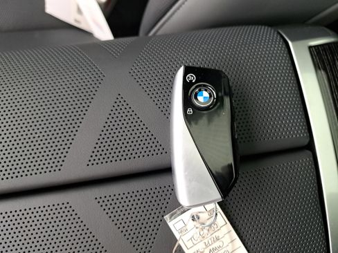 New 2026 BMW 740i RWD image 36