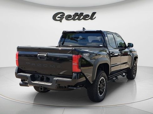 New 2025 Toyota Tacoma TRD Off-Road image 3