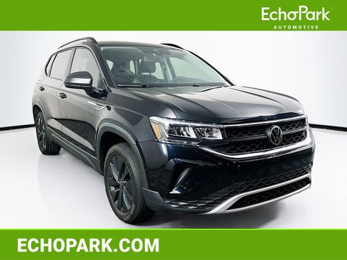 Used 2022 Volkswagen Taos S w/ IQ Drive S Package FWD image 1