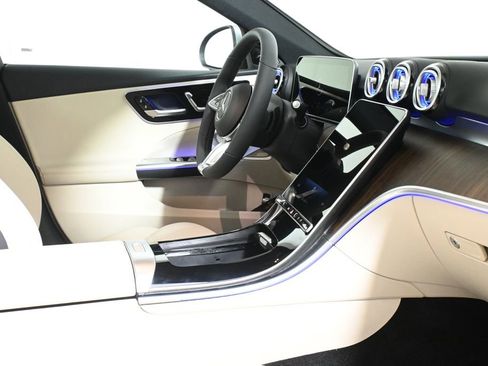 New 2026 Mercedes-Benz C 300 4MATIC Sedan image 32