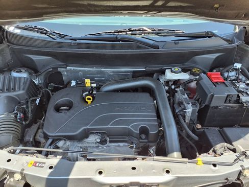 Used 2025 Chevrolet Equinox LT FWD image 39