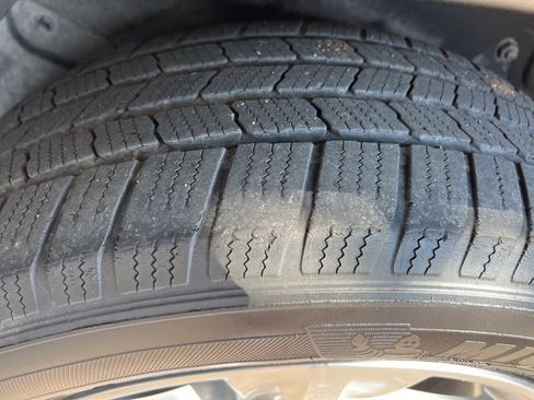 Used 2016 Toyota Highlander Limited image 10