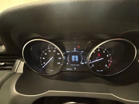 Used 2017 Land Rover Range Rover Evoque HSE Dynamic AWD/4WD image 34