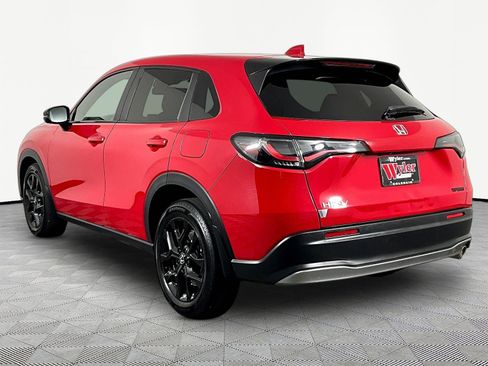 Used 2024 Honda HR-V Sport image 4