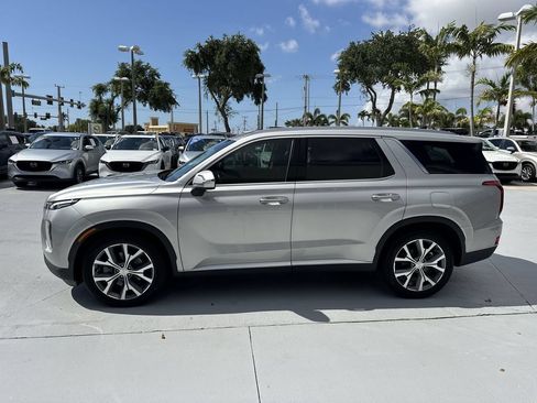 Used 2022 Hyundai Palisade SEL w/ 8P Bench Seat Package AWD/4WD image 11