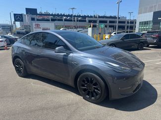 Used 2022 Tesla Model Y Long Range AWD/4WD video 2