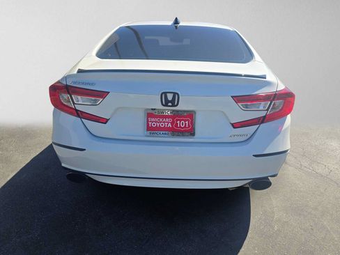 Used 2021 Honda Accord Sport image 4