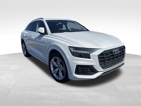 Used 2023 Audi Q8 Premium Plus w/ Premium Plus Package AWD/4WD image 4