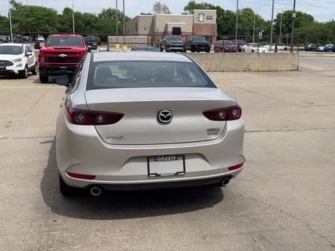 Used 2024 MAZDA MAZDA3 s FWD image 7
