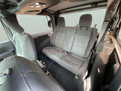 Used 2020 Jeep Wrangler Sport image 25
