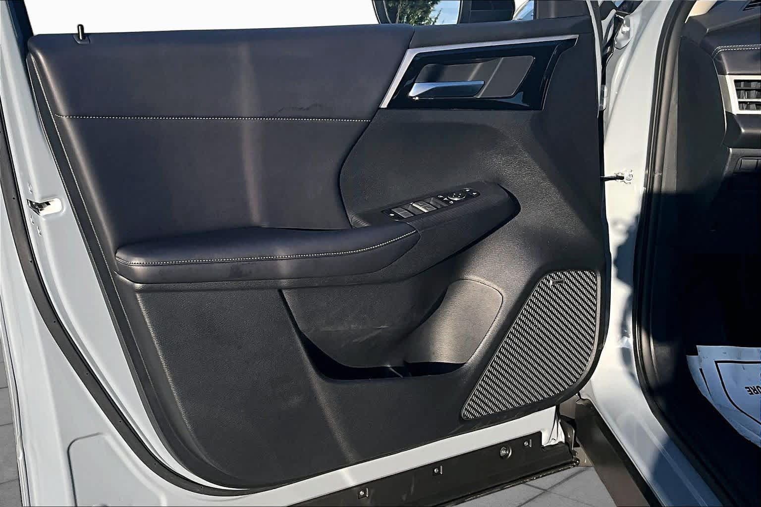 Used 2026 Mitsubishi Outlander AWD image 22