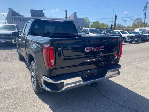 Used 2021 GMC Sierra 1500 SLT AWD/4WD image 4