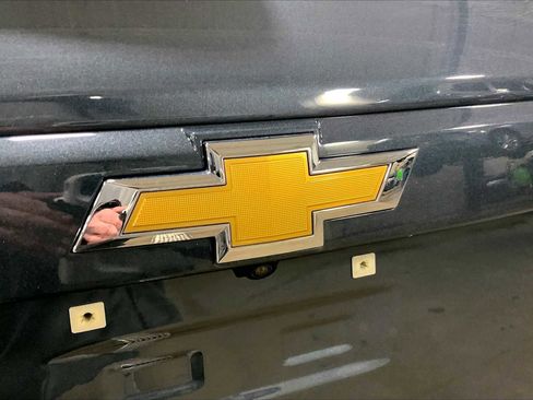 Used 2022 Chevrolet Trax LT w/ LT Convenience Package image 28