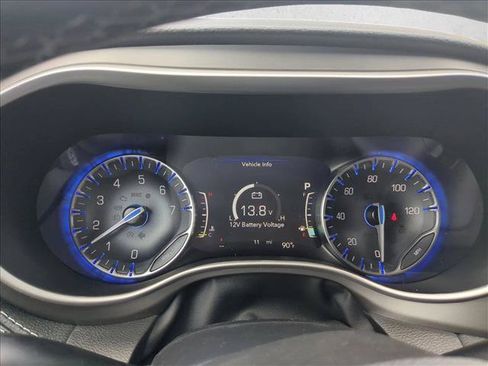 New 2027 Chrysler Pacifica Select FWD image 11