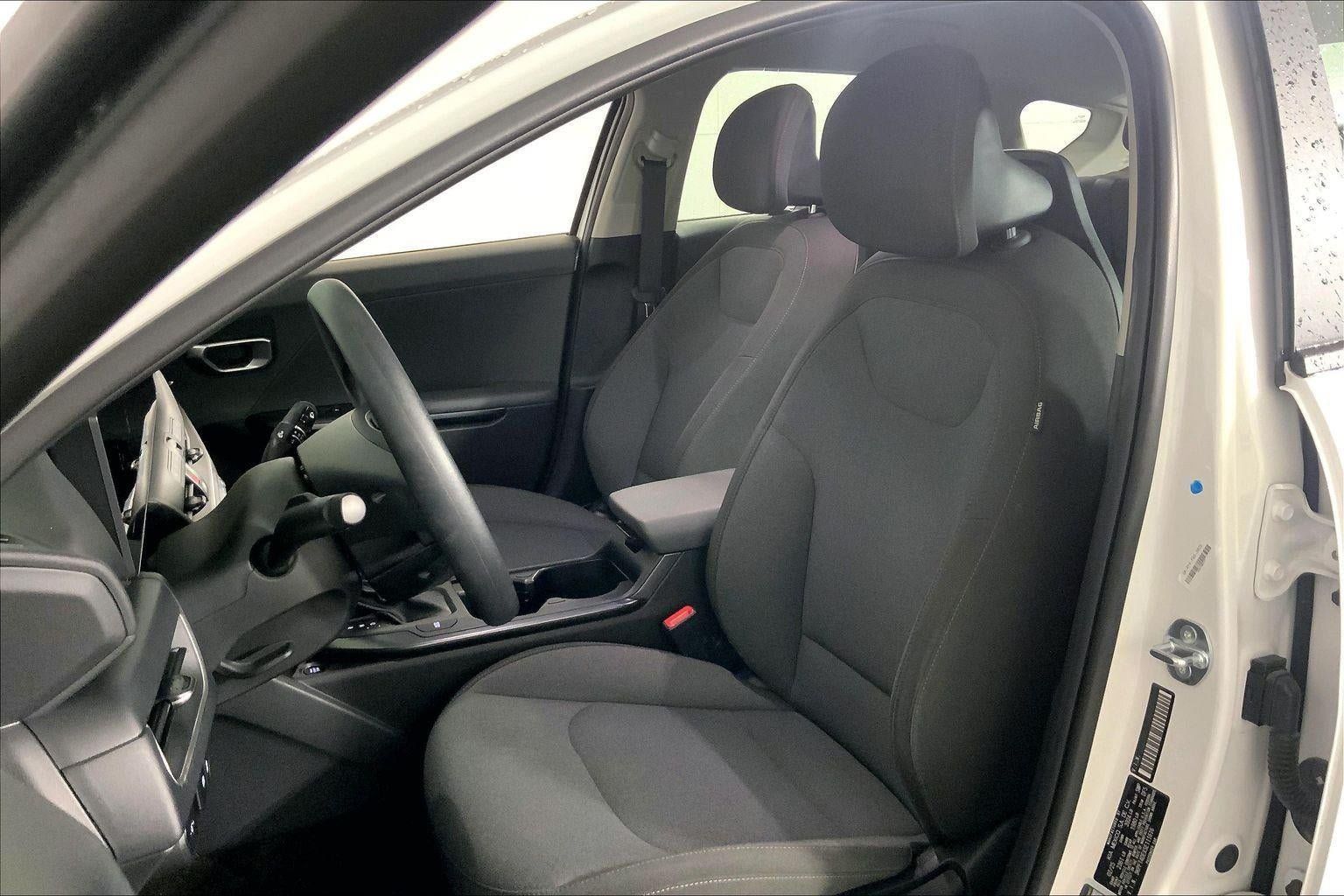 Certified 2025 Kia K4 FWD image 22