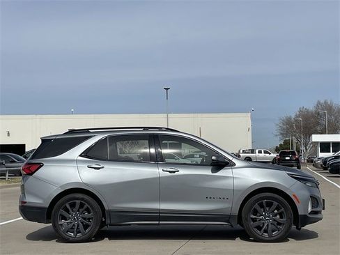 Used 2024 Chevrolet Equinox RS w/ RS Leather Package image 3