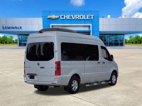 Used 2019 Mercedes-Benz Sprinter 2500 image 4
