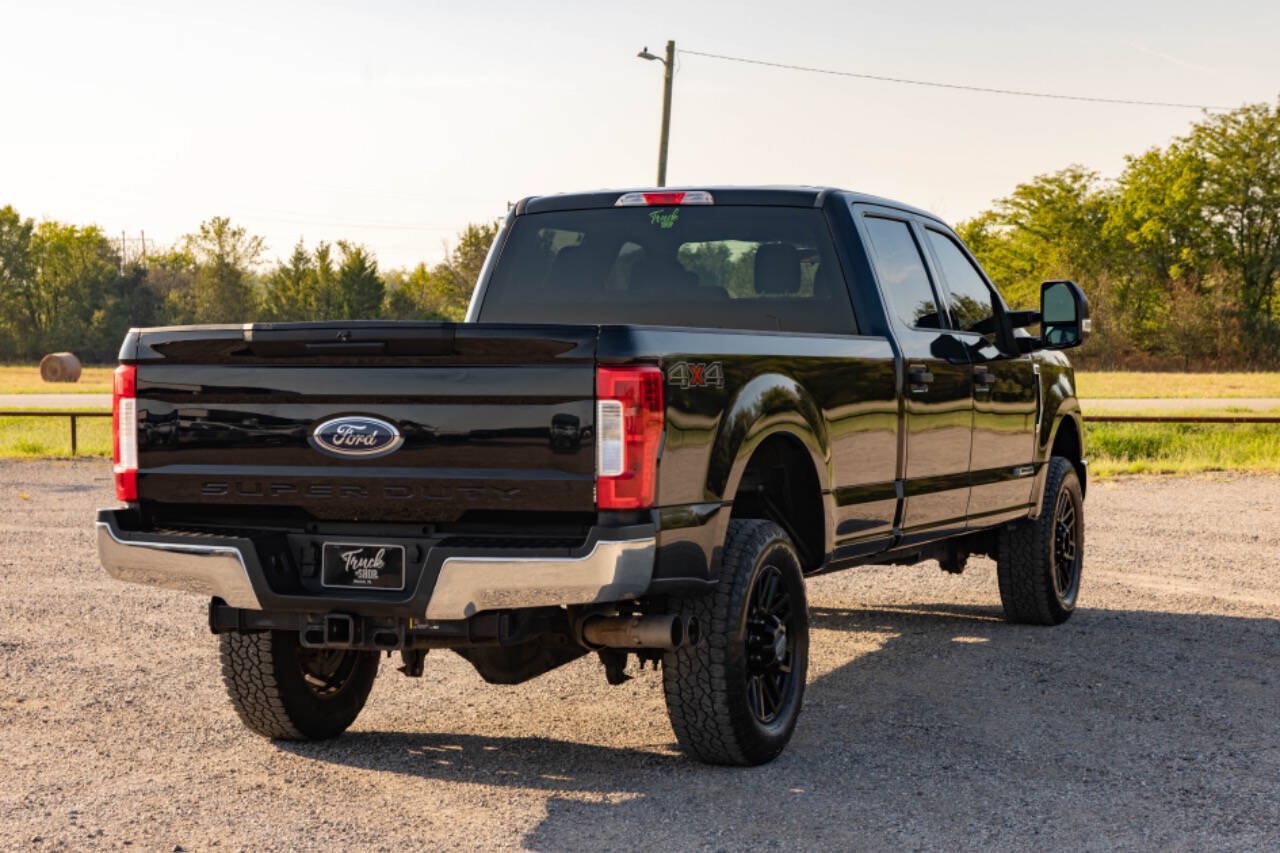 Used 2019 Ford F350 XLT AWD/4WD image 16