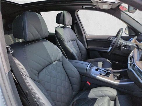 Used 2026 BMW X5 sDrive40i RWD image 23