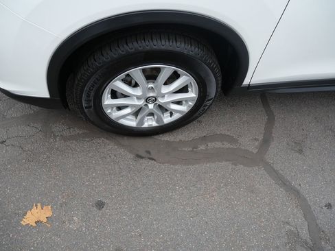 Used 2020 Nissan Rogue S w/ Special Edition Package image 35