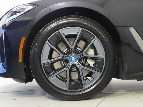 Used 2023 BMW i4 eDrive35 image 5
