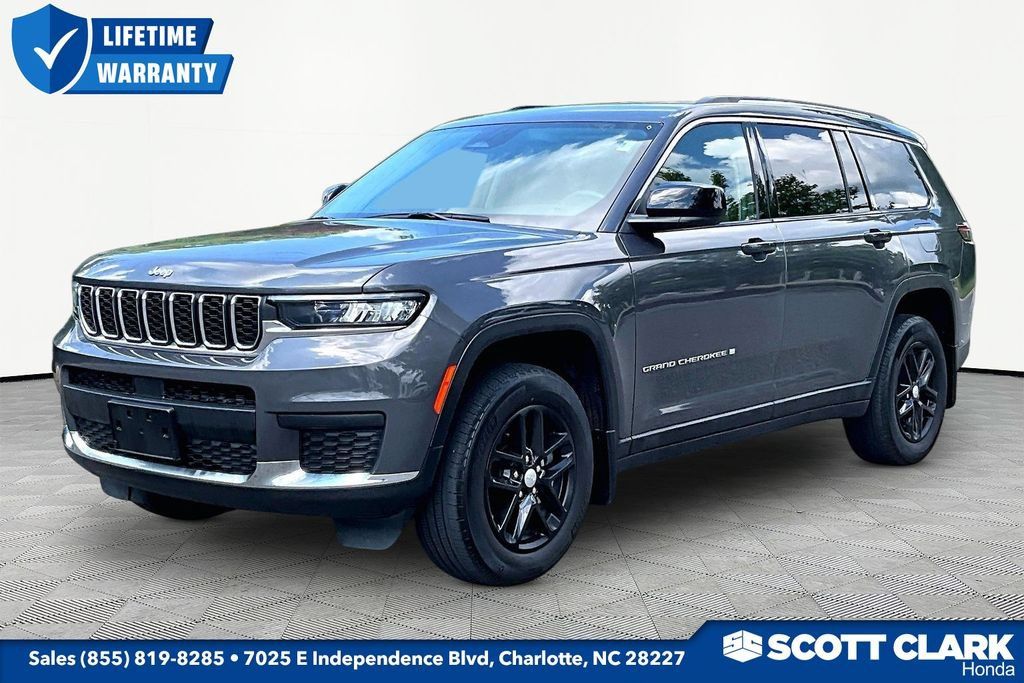 Used 2023 Jeep Grand Cherokee L Laredo AWD/4WD image 3